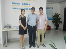 伊斯坦布爾蒸汽烘干機(jī)客戶到泰達(dá)業(yè)務(wù)洽談